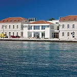 3 Bedroom Amazing In Holiday home *