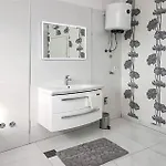 3 Bedroom Amazing In Holiday home