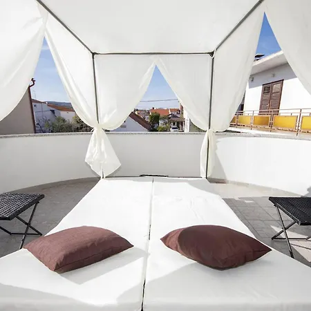 Casa de Férias 3 Bedroom Amazing In Vodice