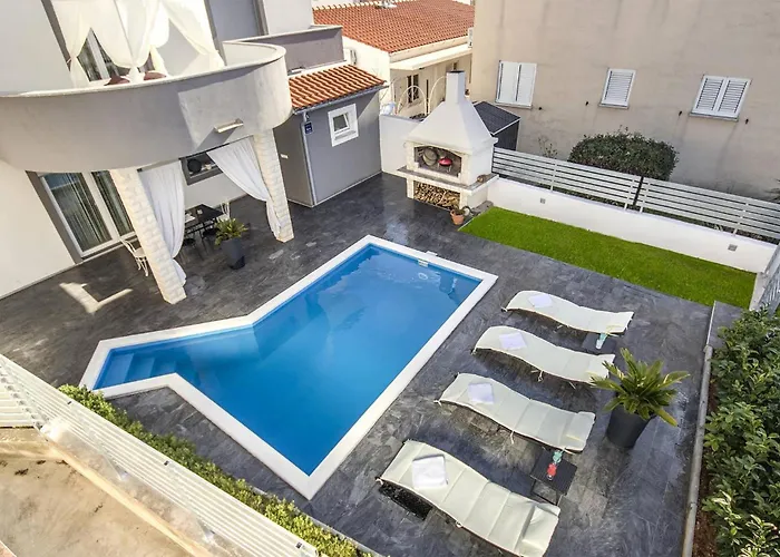 Holiday home 3 Bedroom Amazing In *