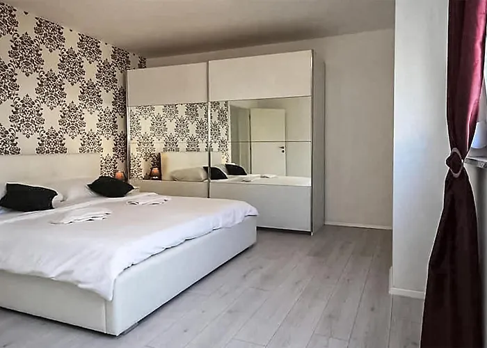 3 Bedroom Amazing In Holiday home *